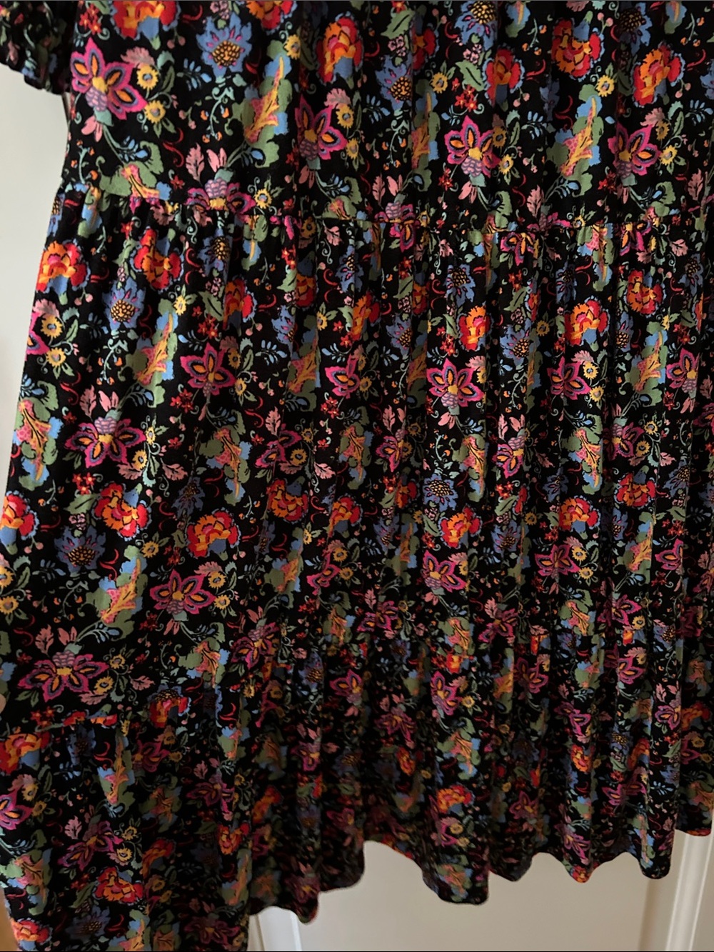 Boden Black Long-Sleeve Tiered Floral Midi Dress - Picture 8 of 12